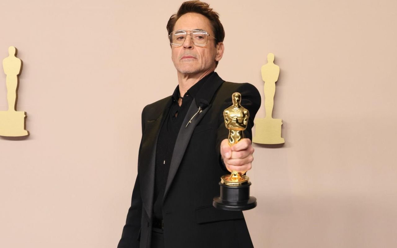 robert downey jr. net worth